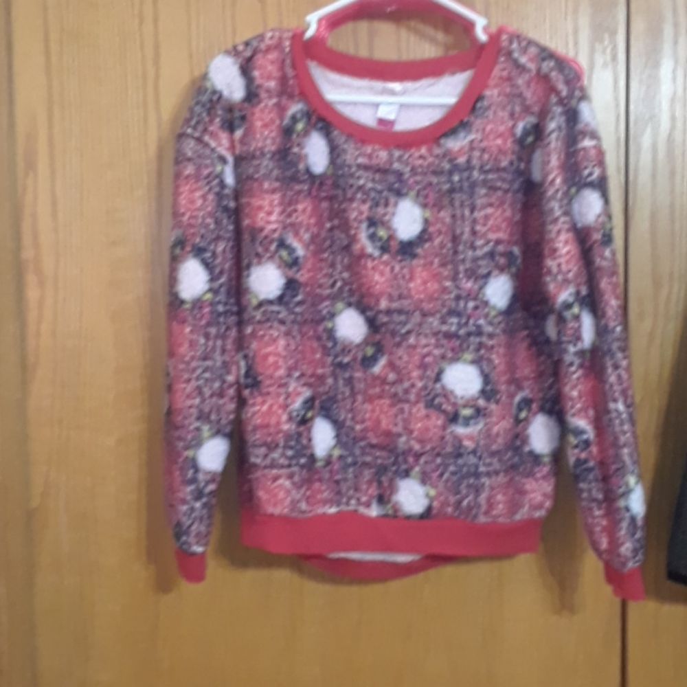 💜Fuzzy penguin plaid sweater Large 11-13